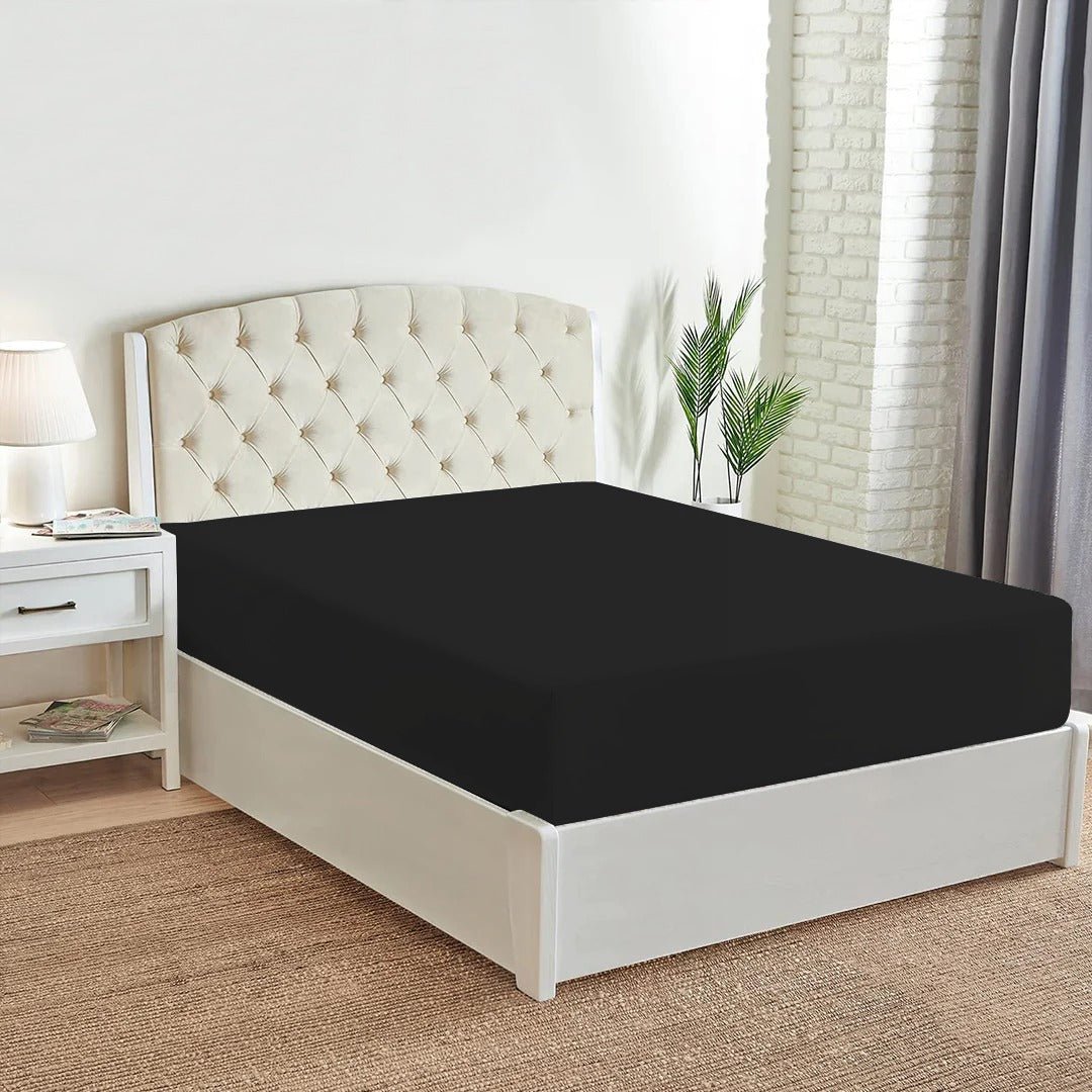 BLACK- FITTED SHEET - Waqashomeltd