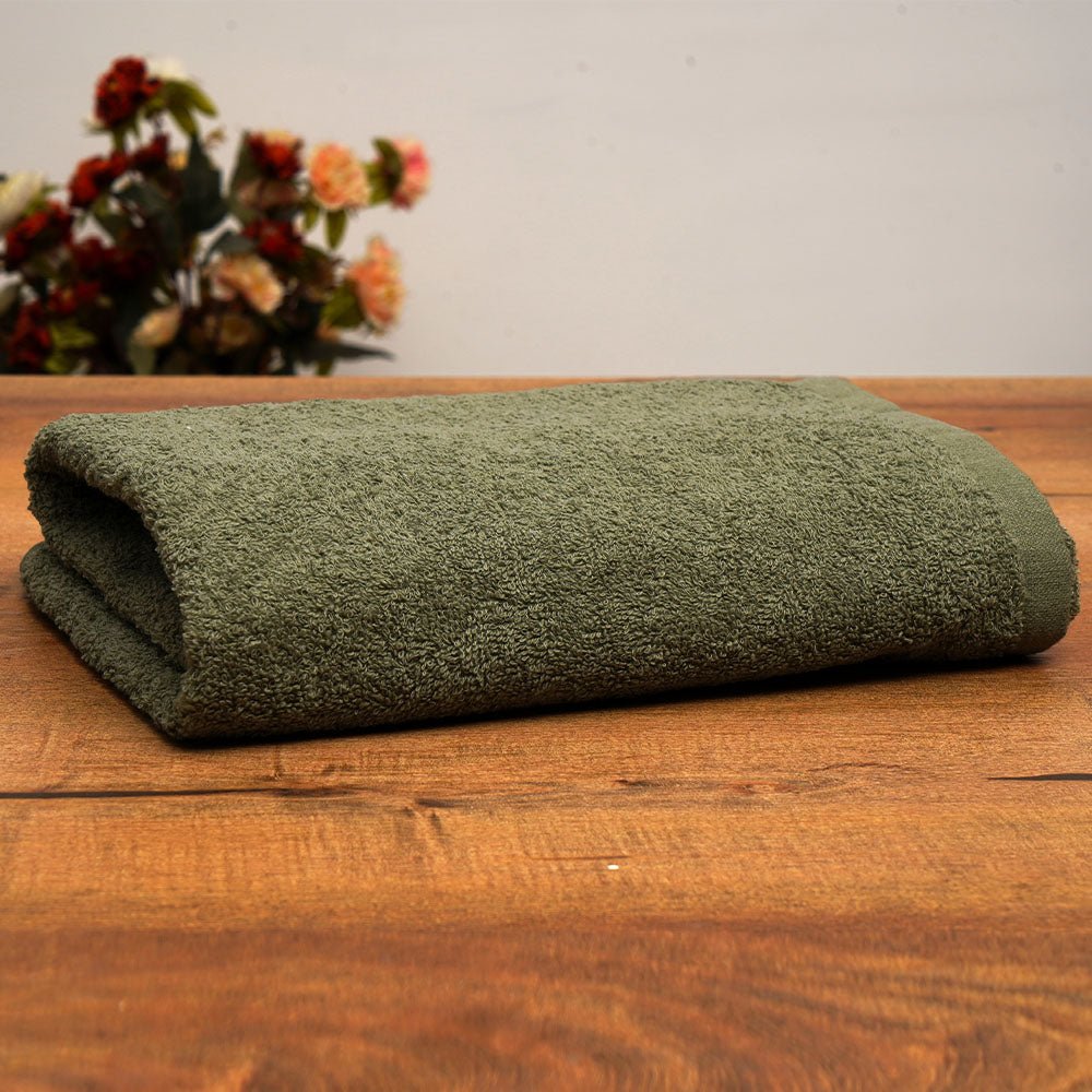 PolyCotton Soft&Smooth Towel - Weed Green - Waqashomeltd