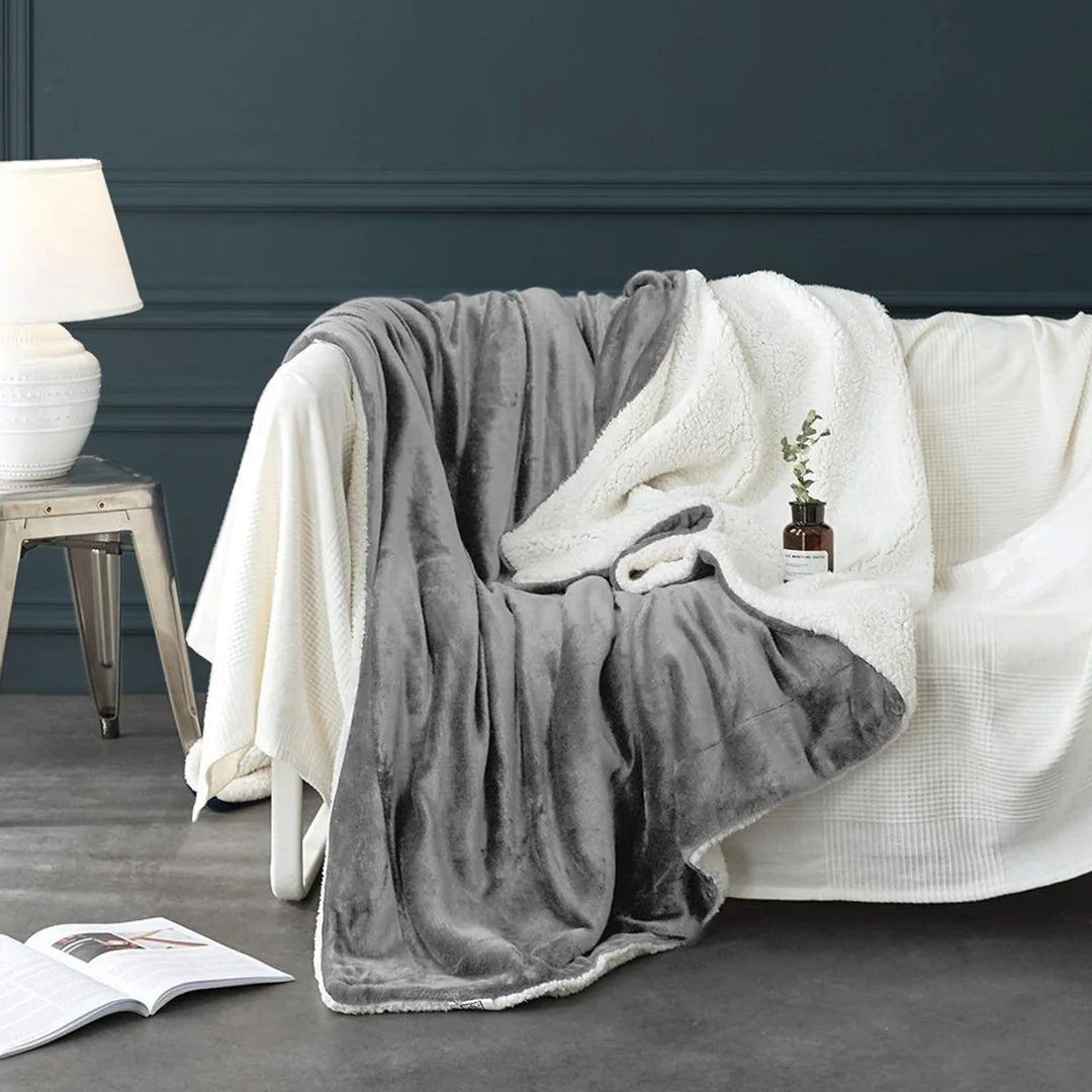 Super Soft Sherpa Fleece Blanket - Light Grey - Waqashomeltd